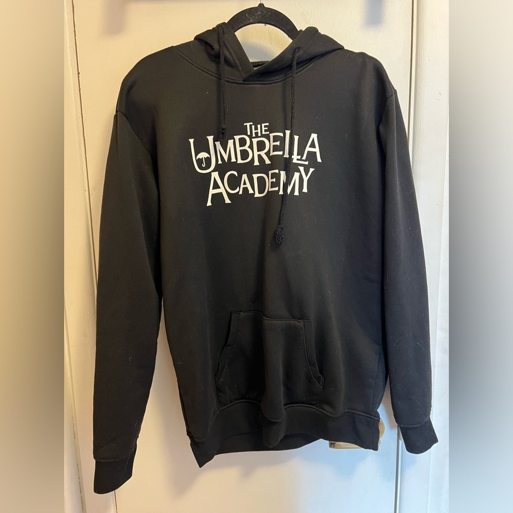 XL black Umbrella Academy hoodie